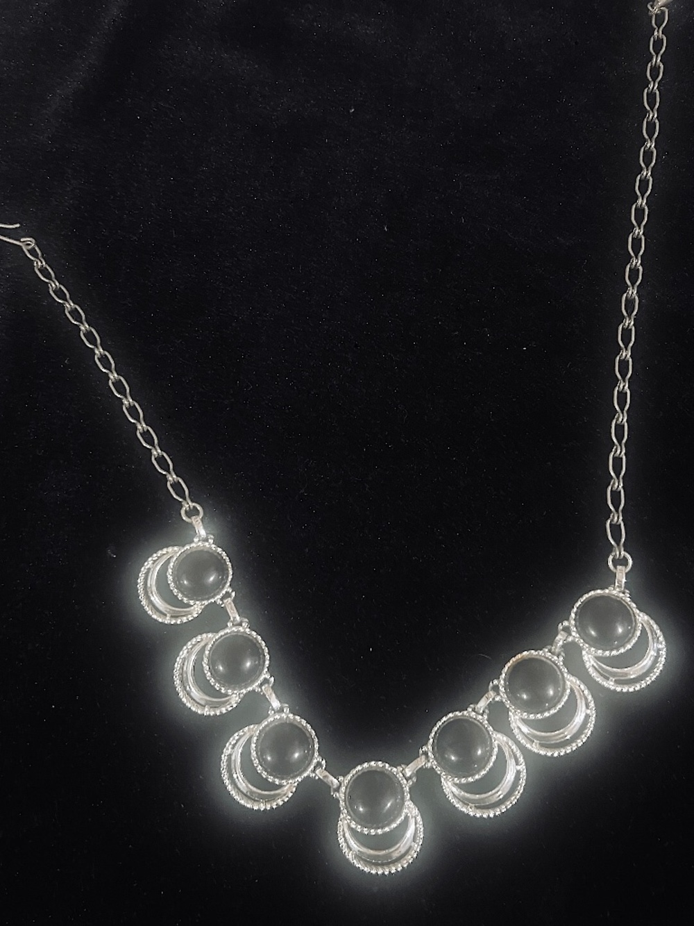 Sarah Coventry Vintage Necklace - Picture 1 of 4